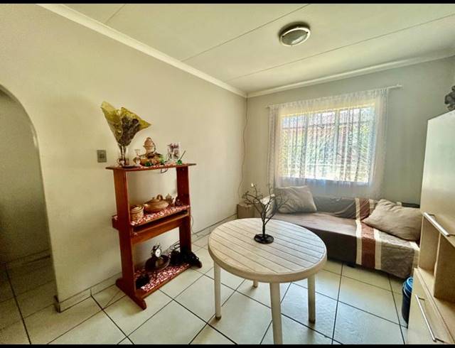 3 BEDROOM HOUSE FOR SALE IN VANDERBIJLPARK CW 6